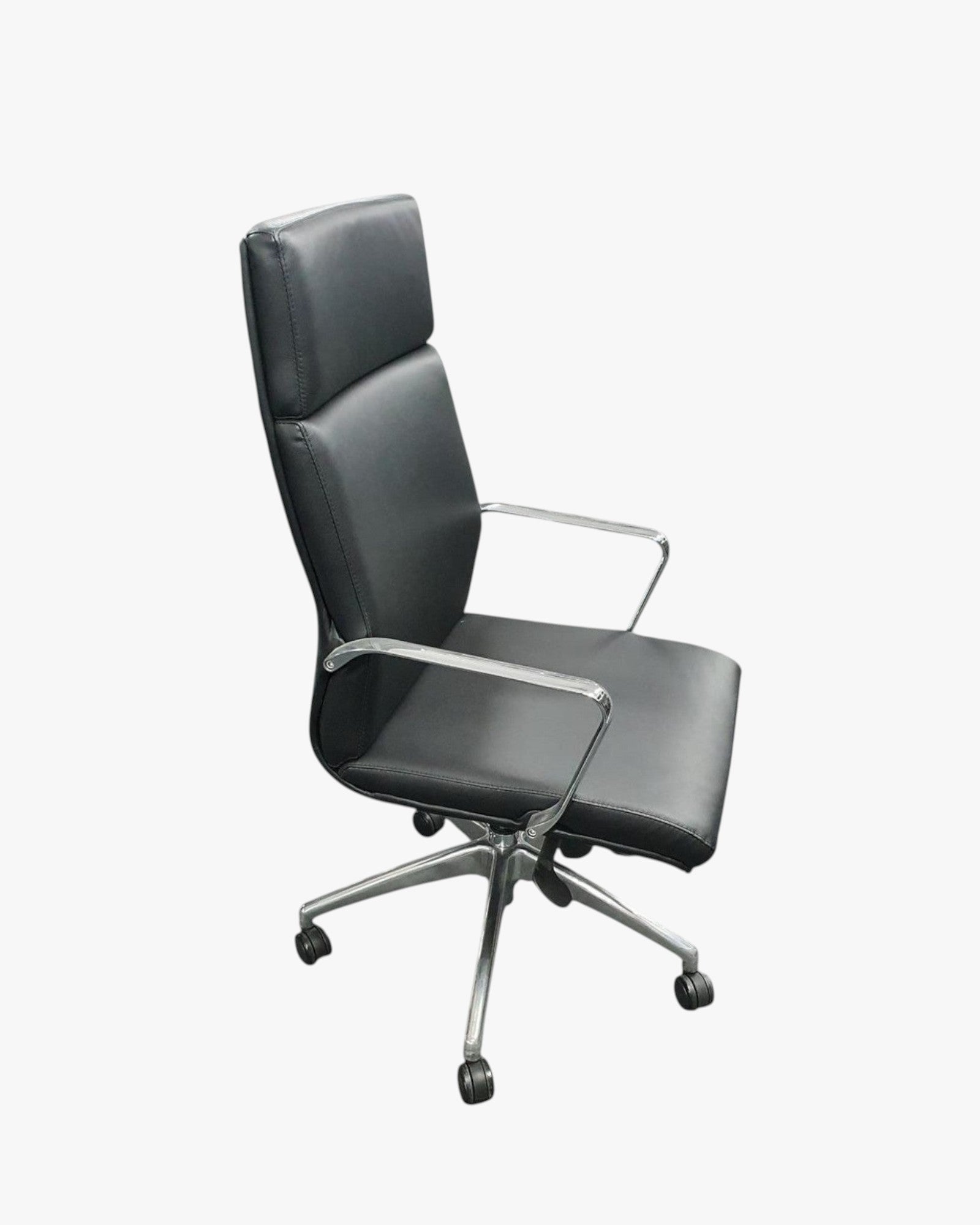 Orion Chair - thegoodchairs