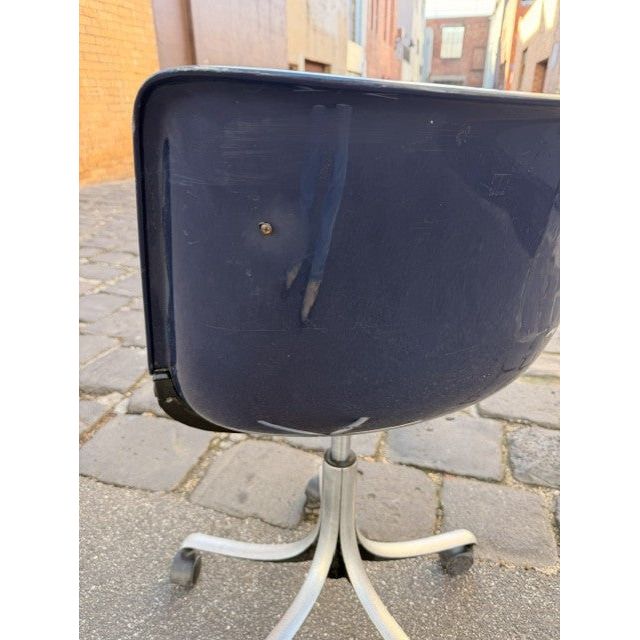 Osvaldo Borsani for Tecno Modus Chair – Dark Blue - thegoodchairs
