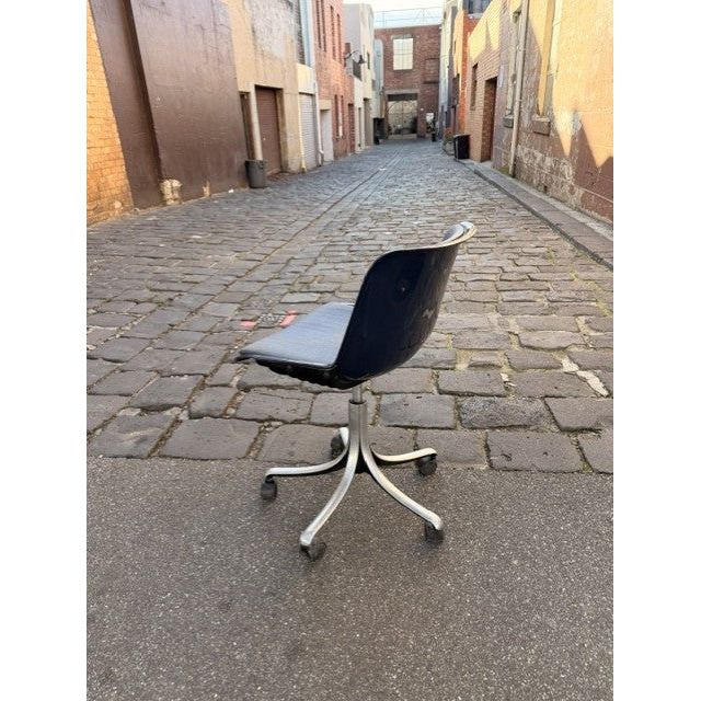 Osvaldo Borsani for Tecno Modus Chair – Dark Blue - thegoodchairs