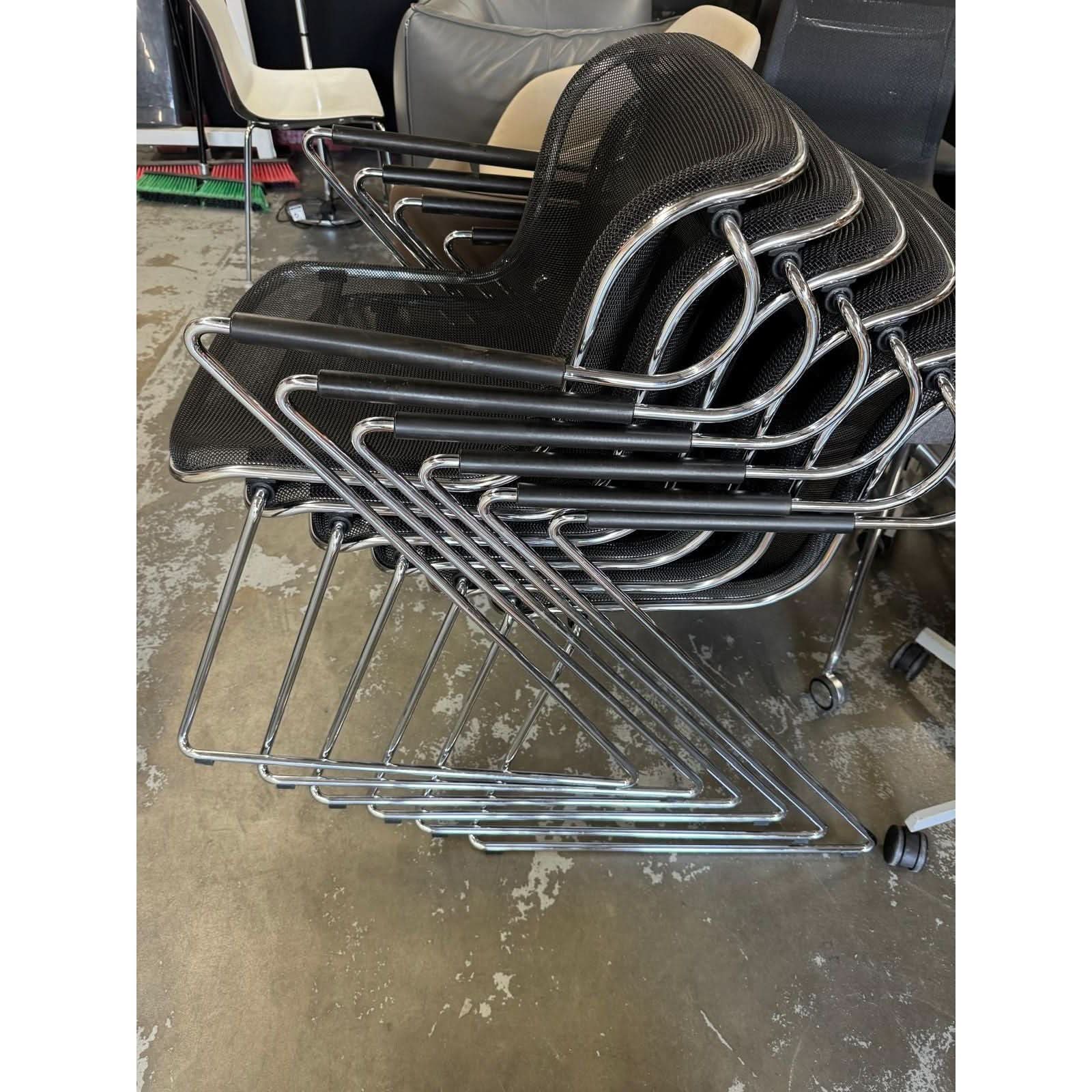 Penelope Chair by Charles Pollock - thegoodchairs