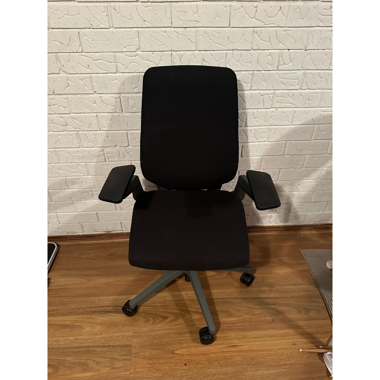 Steelcase Gesture - Chair - thegoodchairs