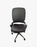 Steelcase Leap V2 - thegoodchairs