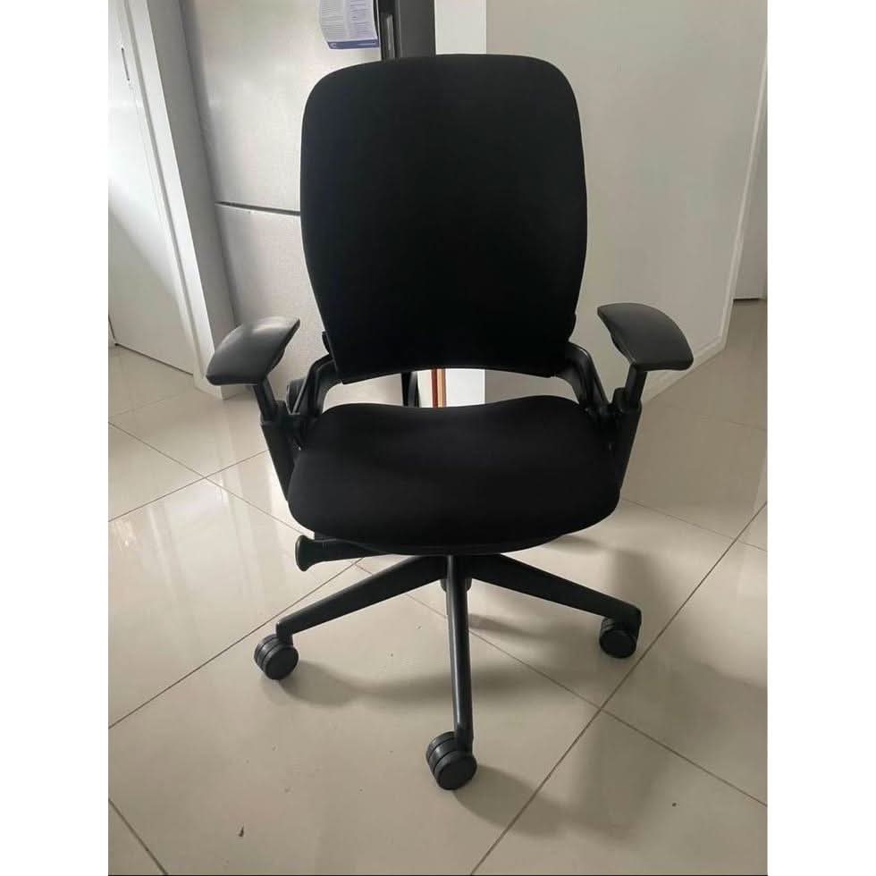 Steelcase Leap V2 - Arms Fully Loaded - thegoodchairs