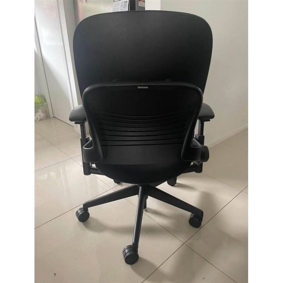 Steelcase Leap V2 - Arms Fully Loaded - thegoodchairs