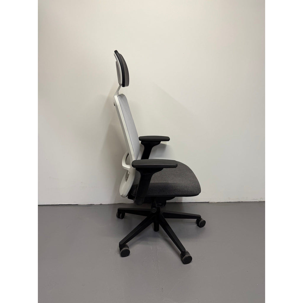 Steelcase Personality Plus - Task Chair with Arms & Headrest - thegoodchairs