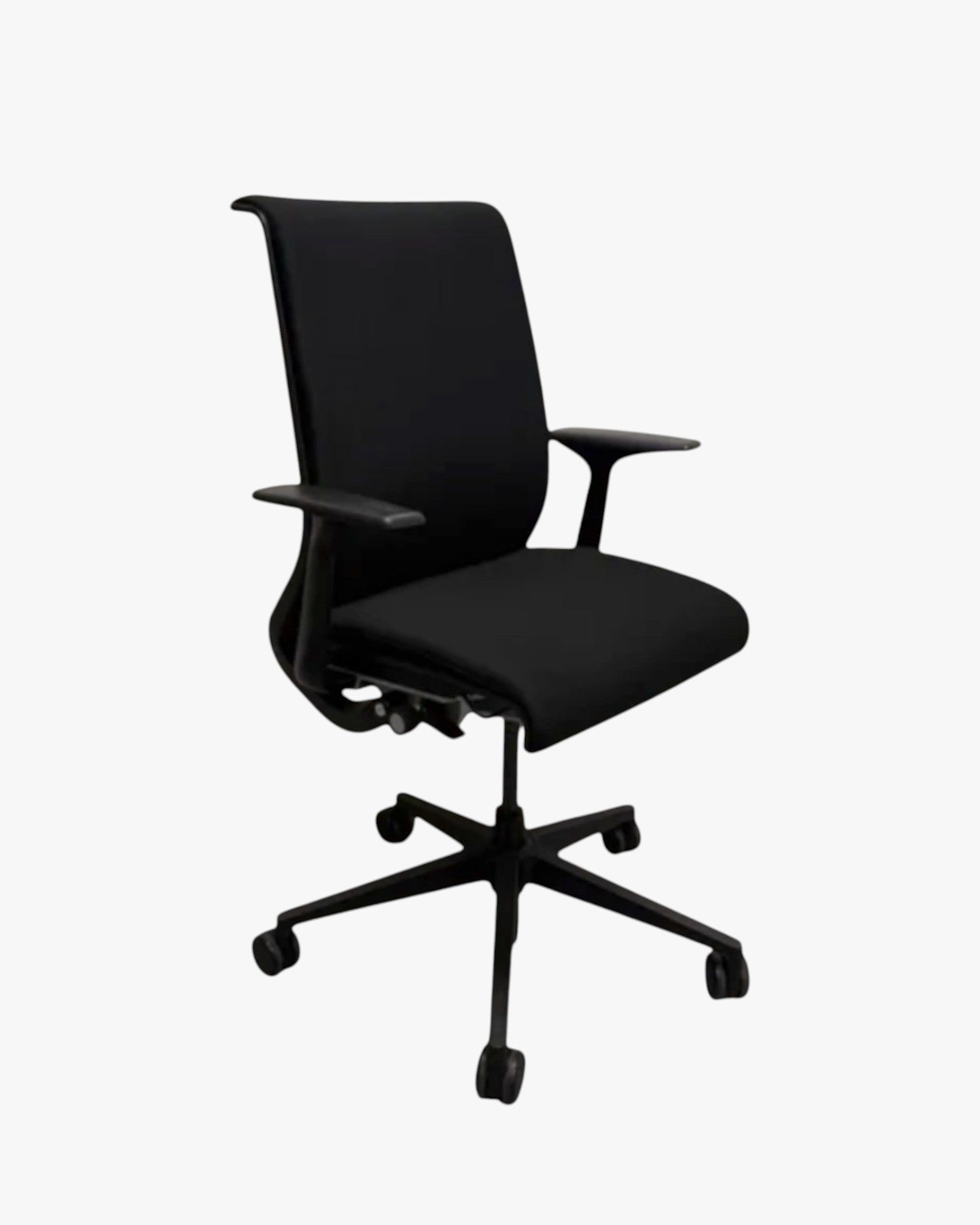 Steelcase Think - Boardroom / Meeting Chair - Fixed Arms | Black - thegoodchairs
