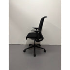 Steelcase Think - Boardroom / Meeting Chair - Fixed Arms | Black - thegoodchairs