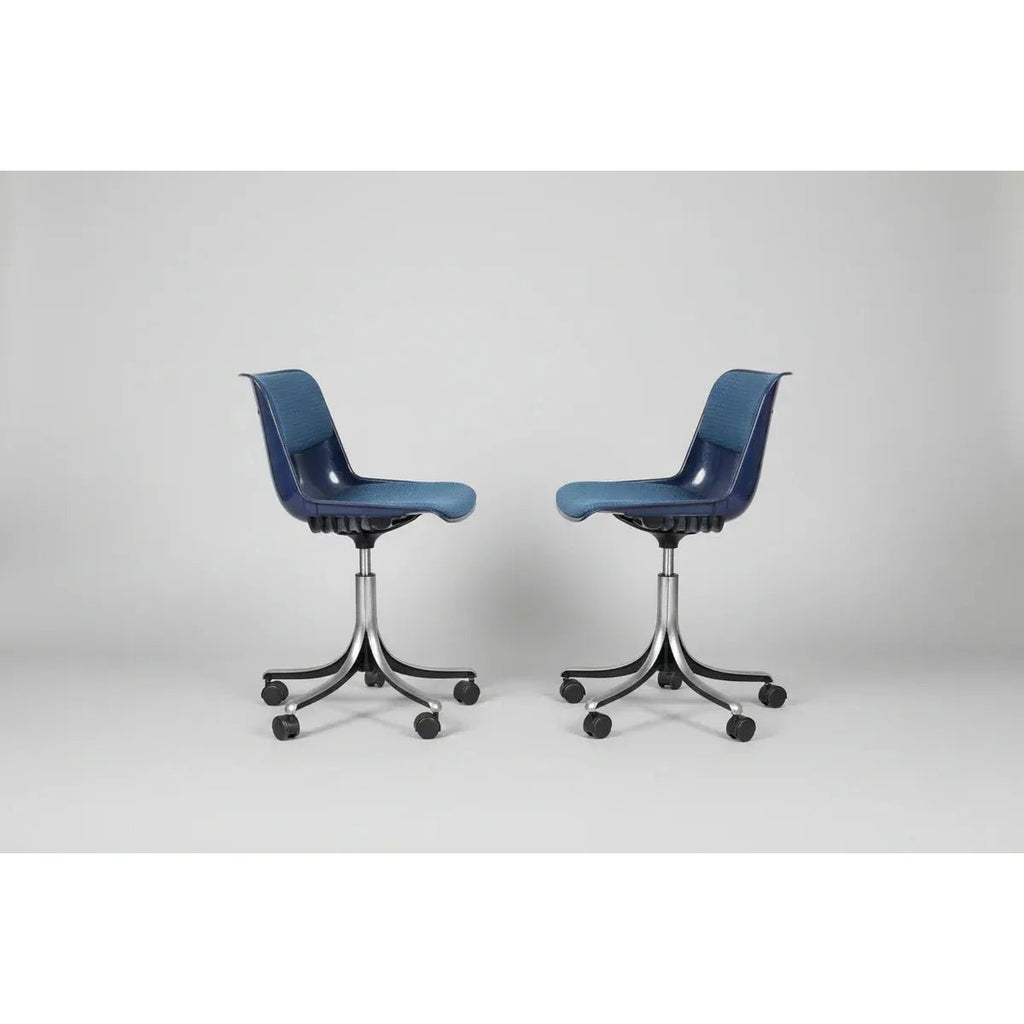 Tecno Mid Century SpA Modus Castor Chair in Navy Polyamide by Osvaldo Borsani, 1960s - thegoodchairs