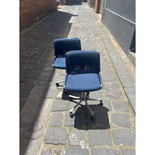 Tecno Mid Century SpA Modus Castor Chair in Navy Polyamide by Osvaldo Borsani, 1960s - thegoodchairs