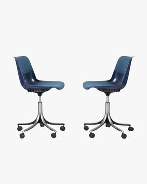 Tecno Mid Century SpA Modus Castor Chair in Navy Polyamide by Osvaldo Borsani, 1960s