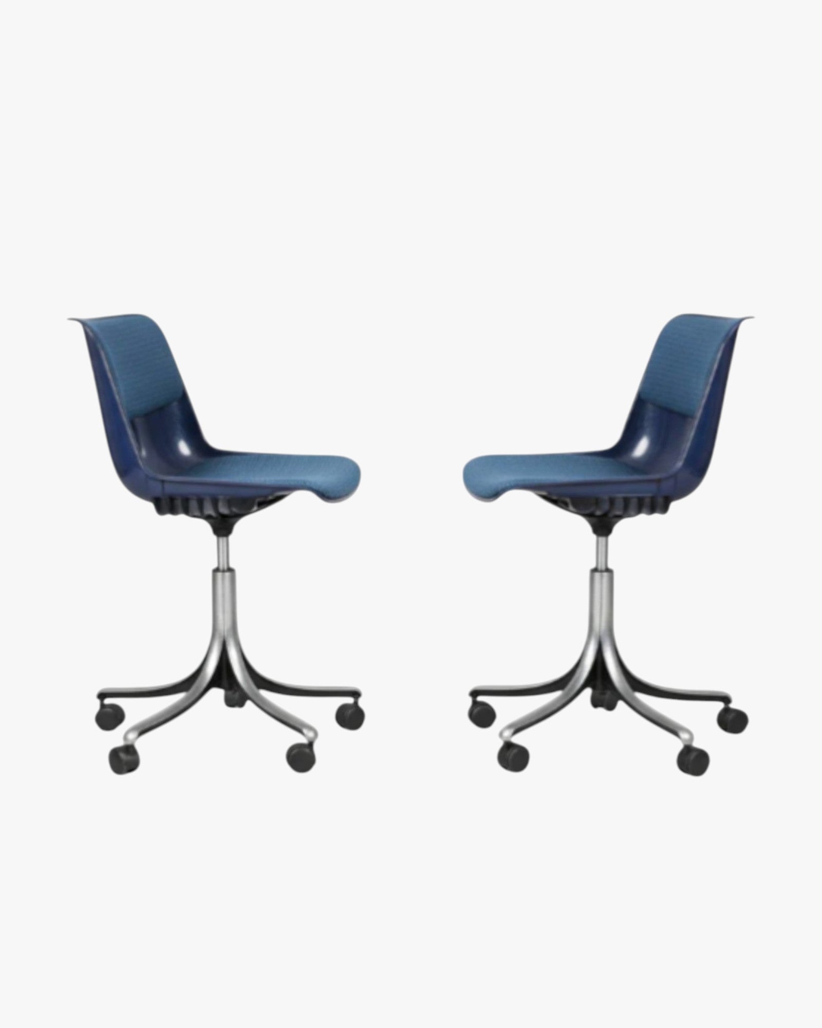 Tecno Mid Century SpA Modus Castor Chair in Navy Polyamide by Osvaldo Borsani, 1960s - thegoodchairs