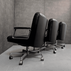 Vaghi Kiruna Black Leather Swivel Chair by Studio Tecnico Vaghi, Italy, 1975 - thegoodchairs