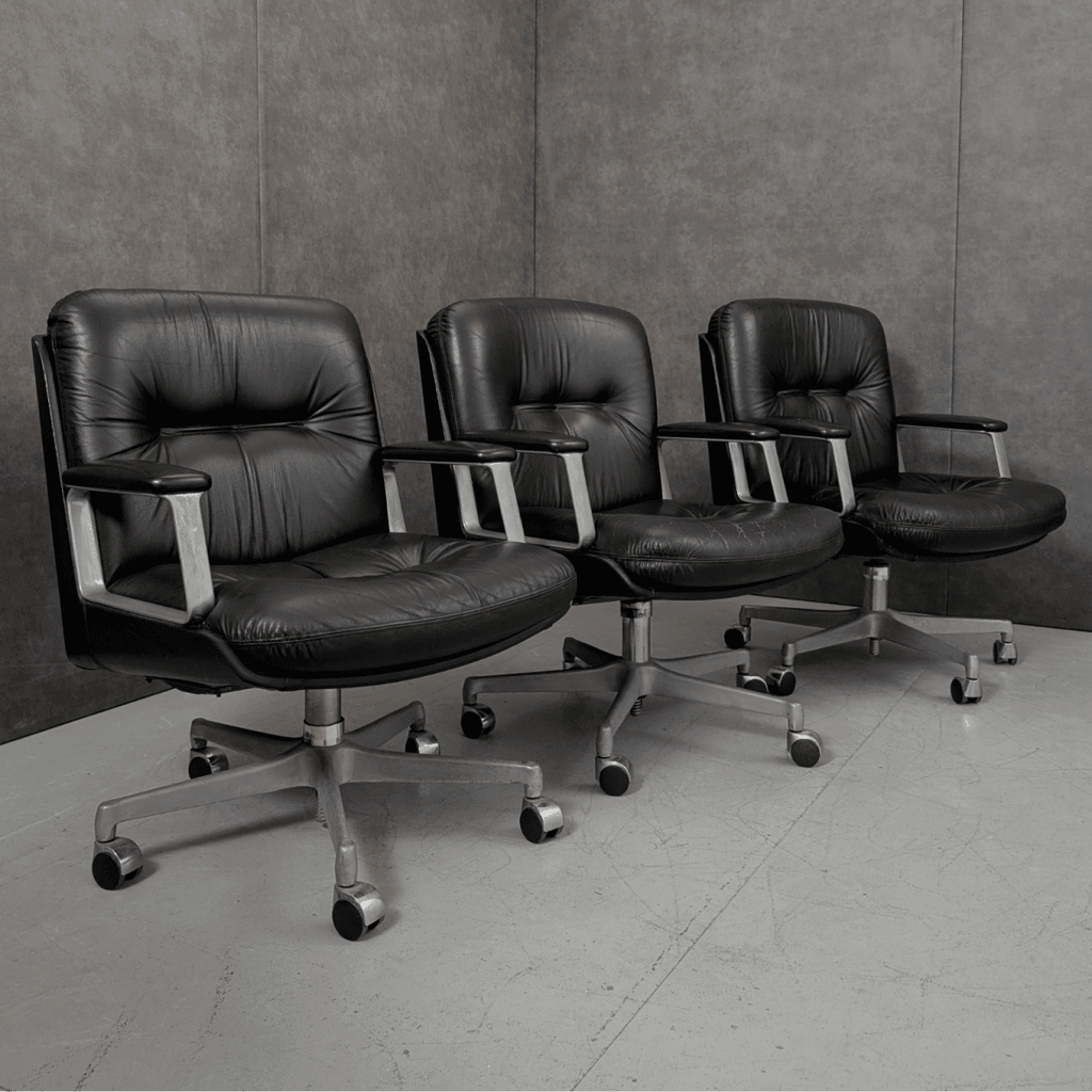 Vaghi Kiruna Black Leather Swivel Chair by Studio Tecnico Vaghi, Italy, 1975 - thegoodchairs