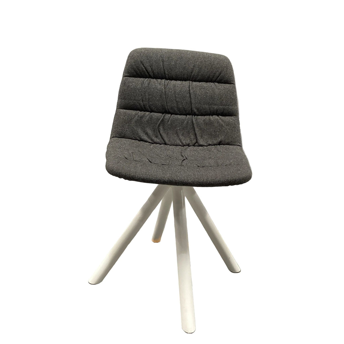 Viccarbe Marten Swivel Chair, Grey - thegoodchairs
