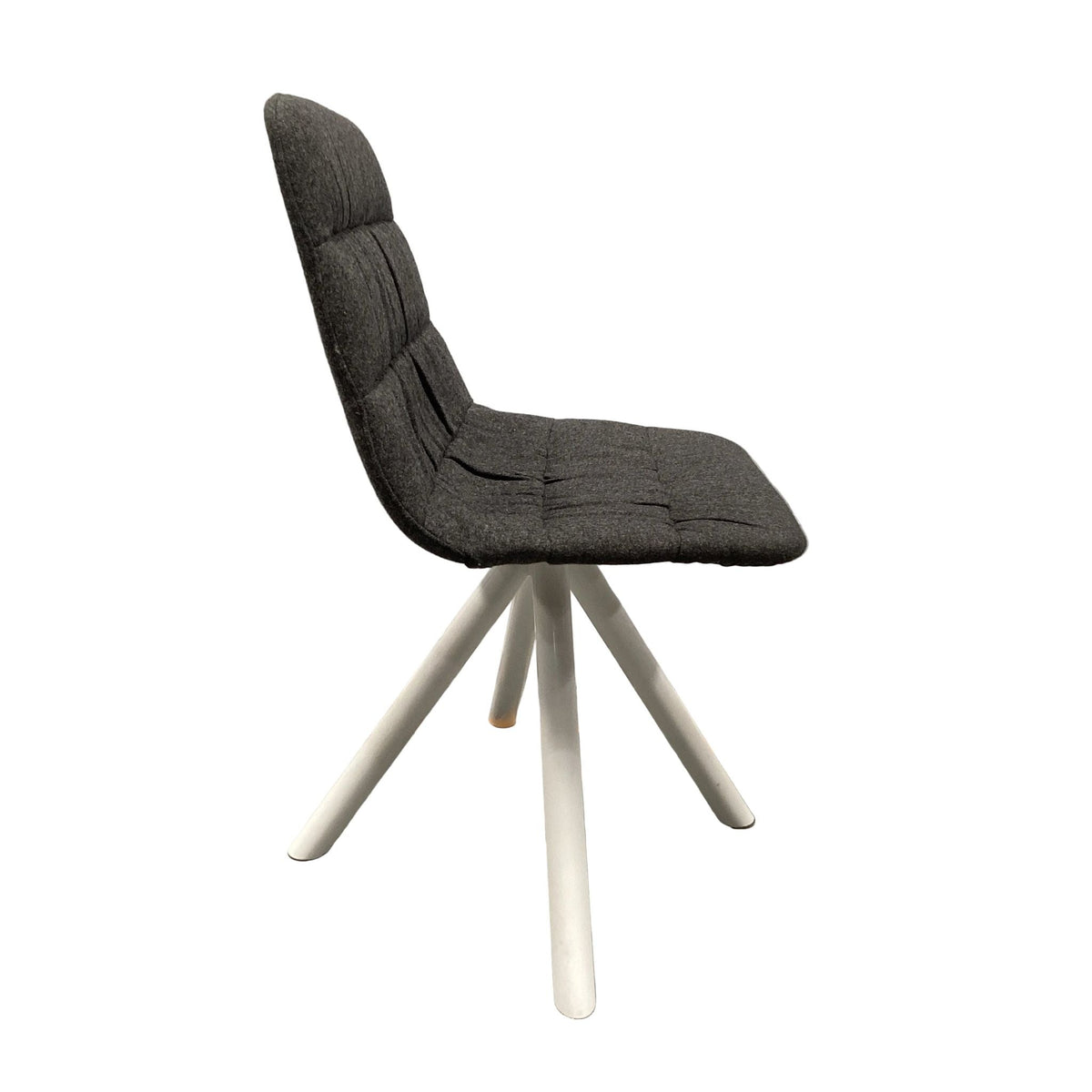 Viccarbe Marten Swivel Chair, Grey - thegoodchairs