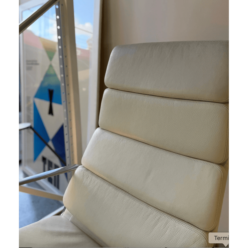 Vitra Eames Soft Pad Lounge Chair EA222, White Leather - thegoodchairs