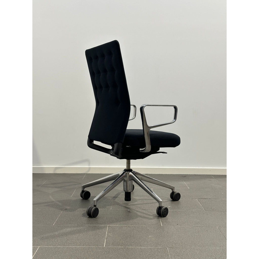 Vitra ID Trim - Chair Alloy, 2010/2021 - thegoodchairs