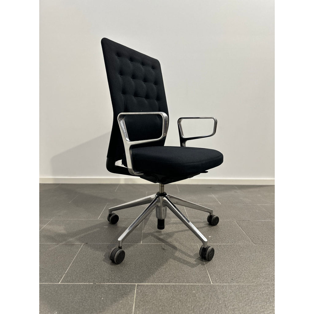 Vitra ID Trim - Chair Alloy, 2010/2021 - thegoodchairs
