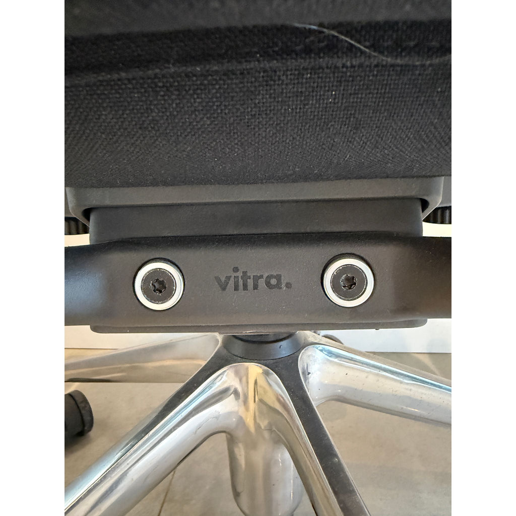Vitra ID Trim L Office Chair, Black - thegoodchairs