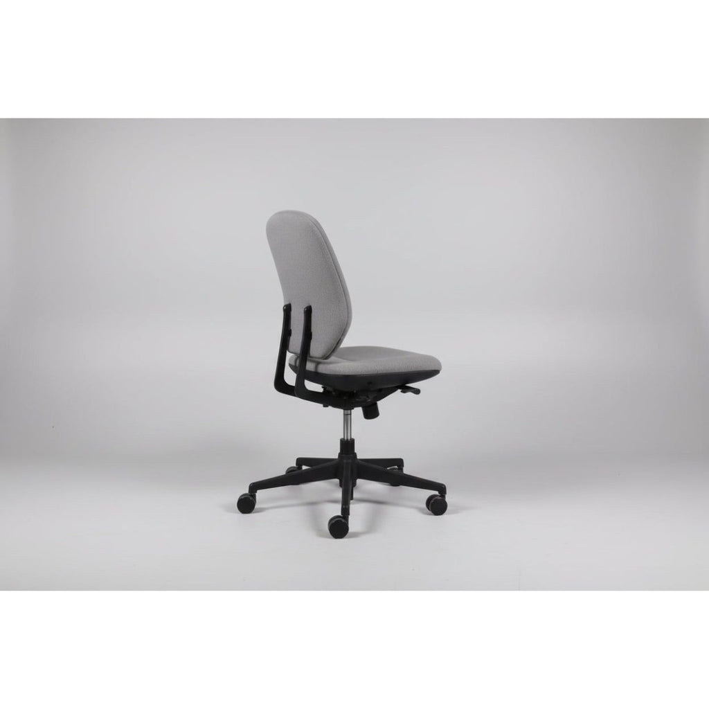 Vitra Meda 2 - Buddy Office Chair - thegoodchairs