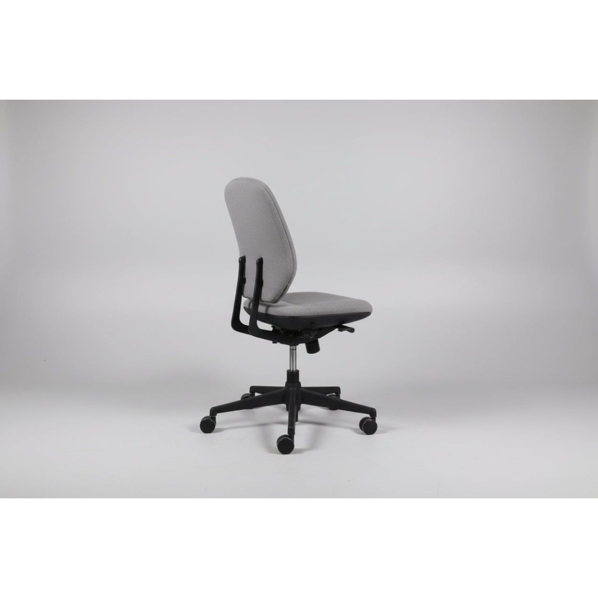 Vitra Meda 2 - Buddy Office Chair - thegoodchairs