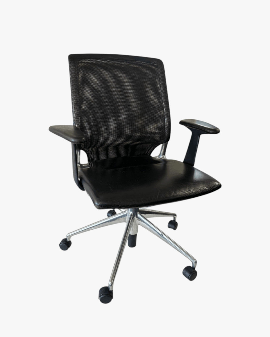 Vitra Meda 2 - Chair - thegoodchairs