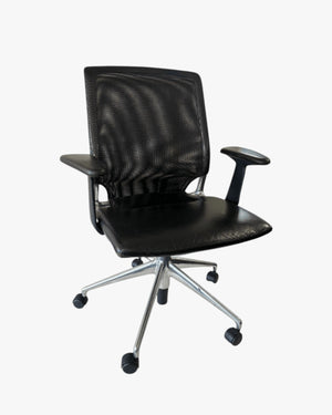 Vitra Meda Chair