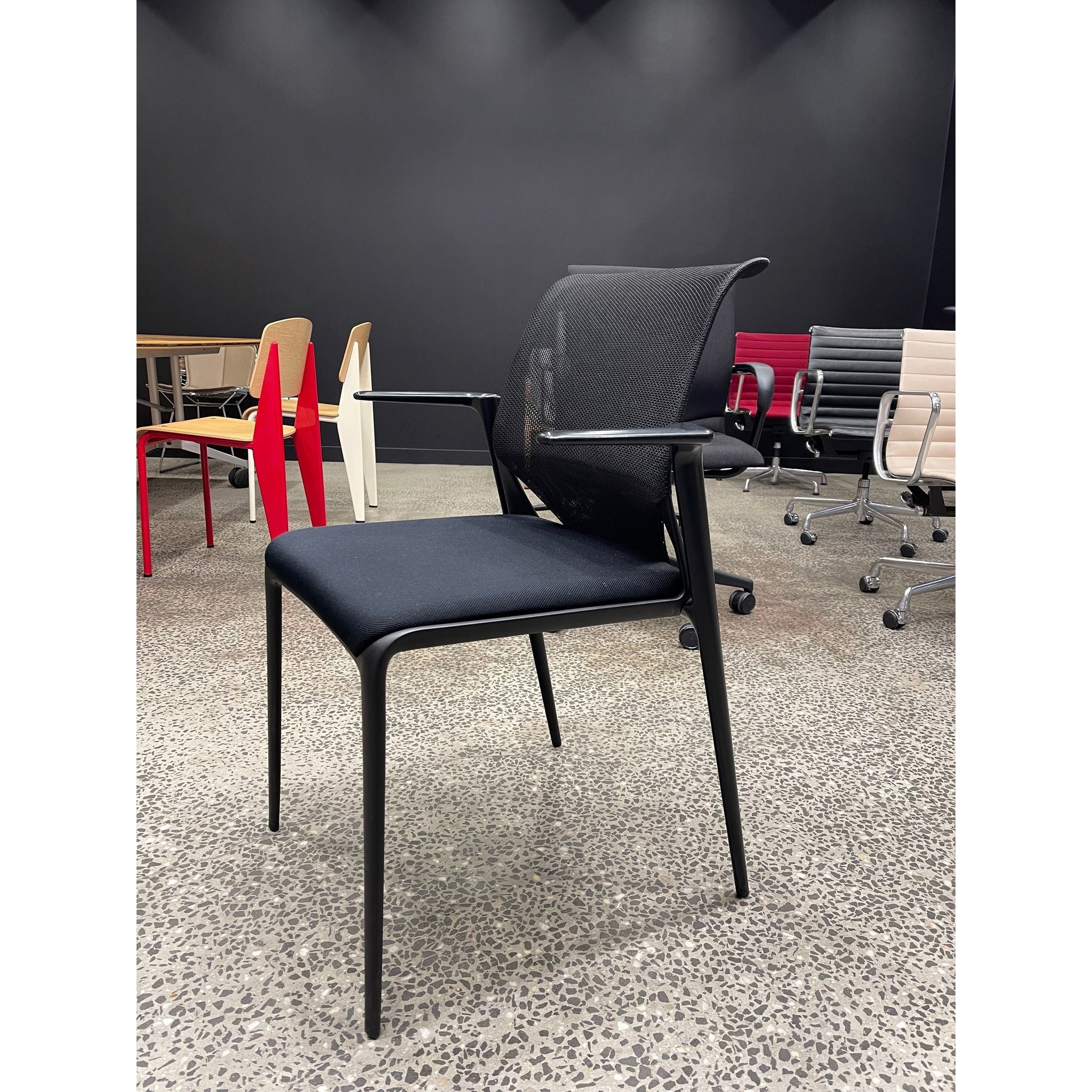 Vitra MedaSlim - Meda Slim Chair, Designer Alberto Meda 2004 - thegoodchairs