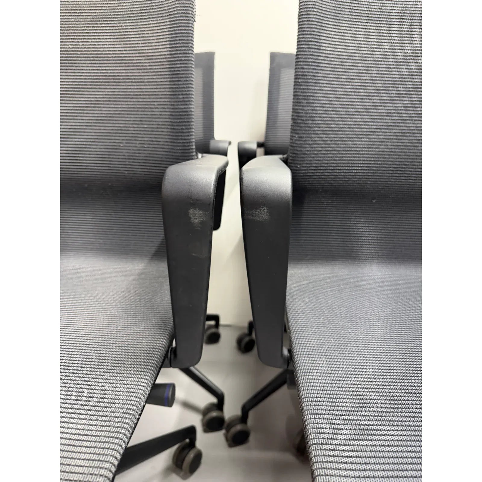 Vitra Physix - Ergonomic Boardroom Office Chair - Alberto Meda - thegoodchairs