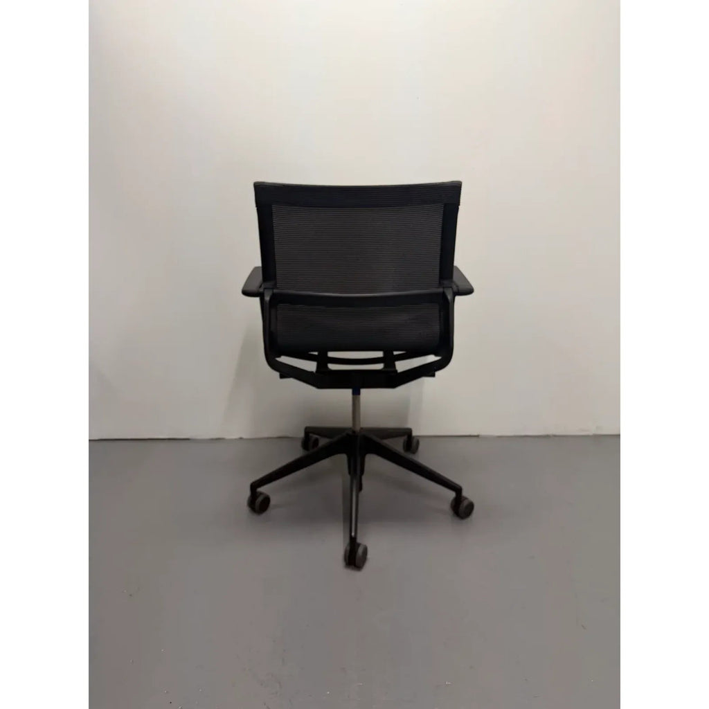 Vitra Physix - Ergonomic Boardroom Office Chair - Alberto Meda - thegoodchairs
