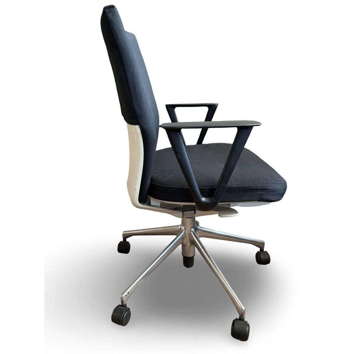 Vitra Upholstered Office Chair, Black - thegoodchairs