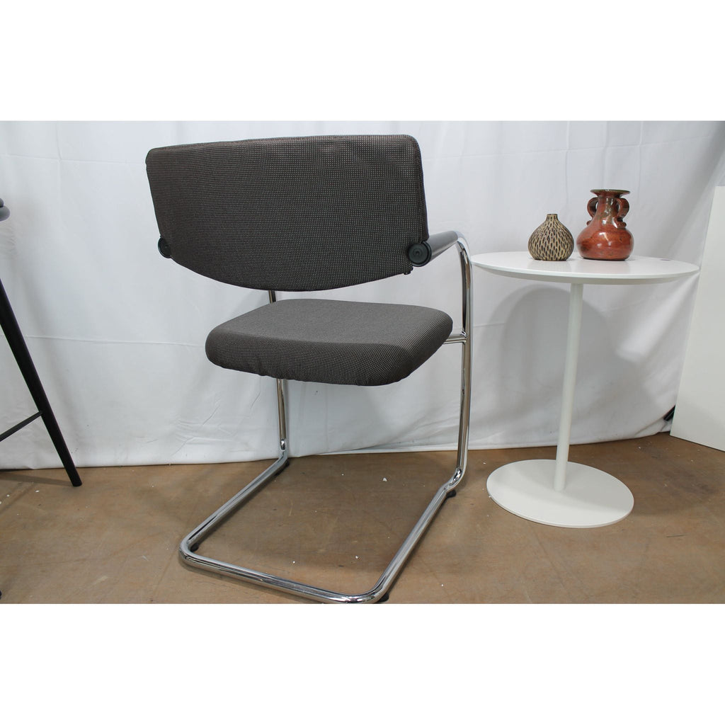 Vitra Visavis Meeting Chair, Dark Grey - thegoodchairs