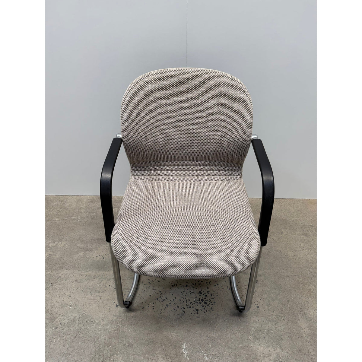 Wilkhahn FS-Line 212/5 Cantilever Chair, Kvadrat Skifer, Chrome - thegoodchairs