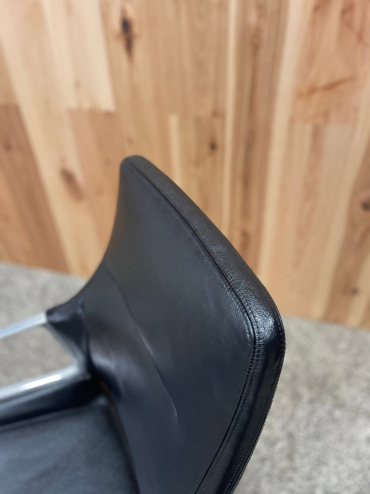 Wilkhahn Graph High-Back Executive Chair, Black Leather - thegoodchairs