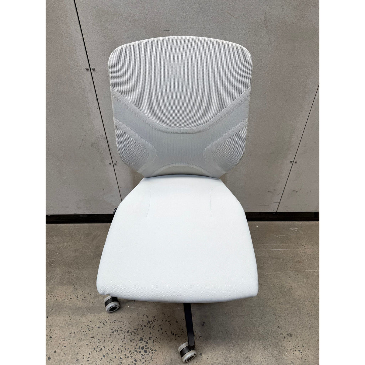 Wilkhahn IN 184/7 Ergonomic Office Chair, White / Light Grey - thegoodchairs
