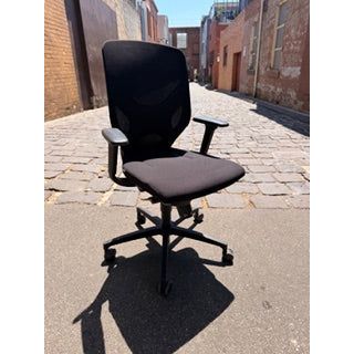 Wilkhahn IN 184/7 MB Task Chair, Back in Black, Trimension 3D Movement - thegoodchairs
