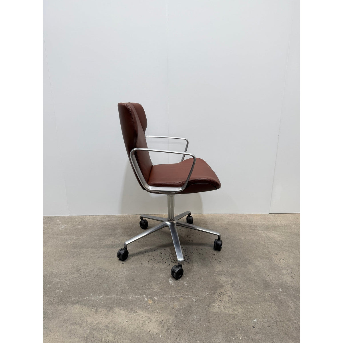 Wilkhahn Intra 295/6 Conference Chair, Brown Leather - thegoodchairs