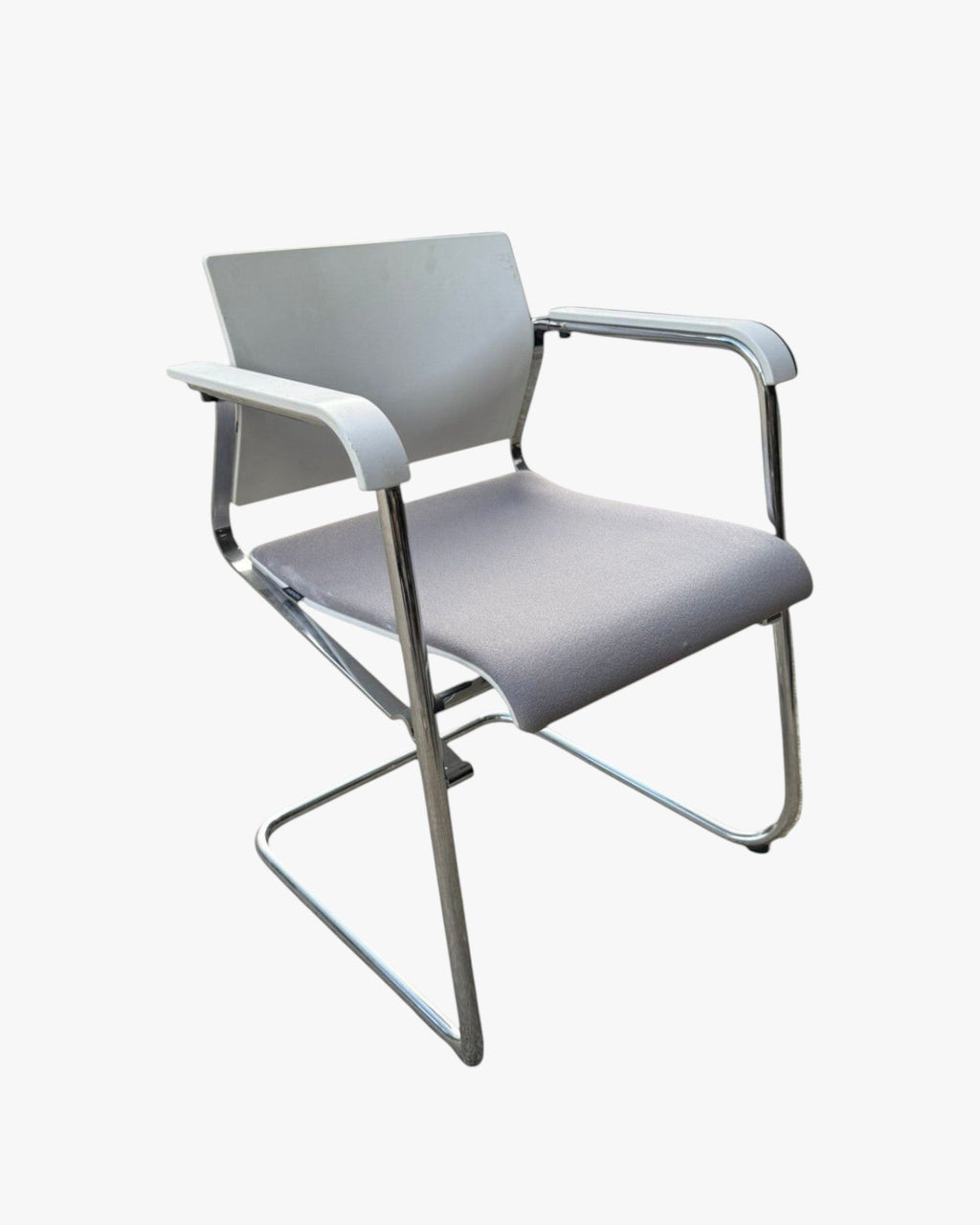 Wilkhahn Modus - 287/81 Conference Room Cantilever Chair - thegoodchairs