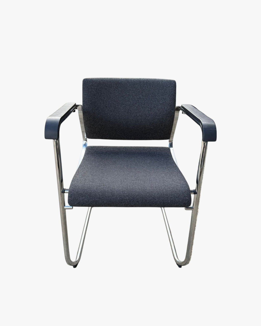 Wilkhahn Modus - 287/81 Conference Room Cantilever Chair - thegoodchairs