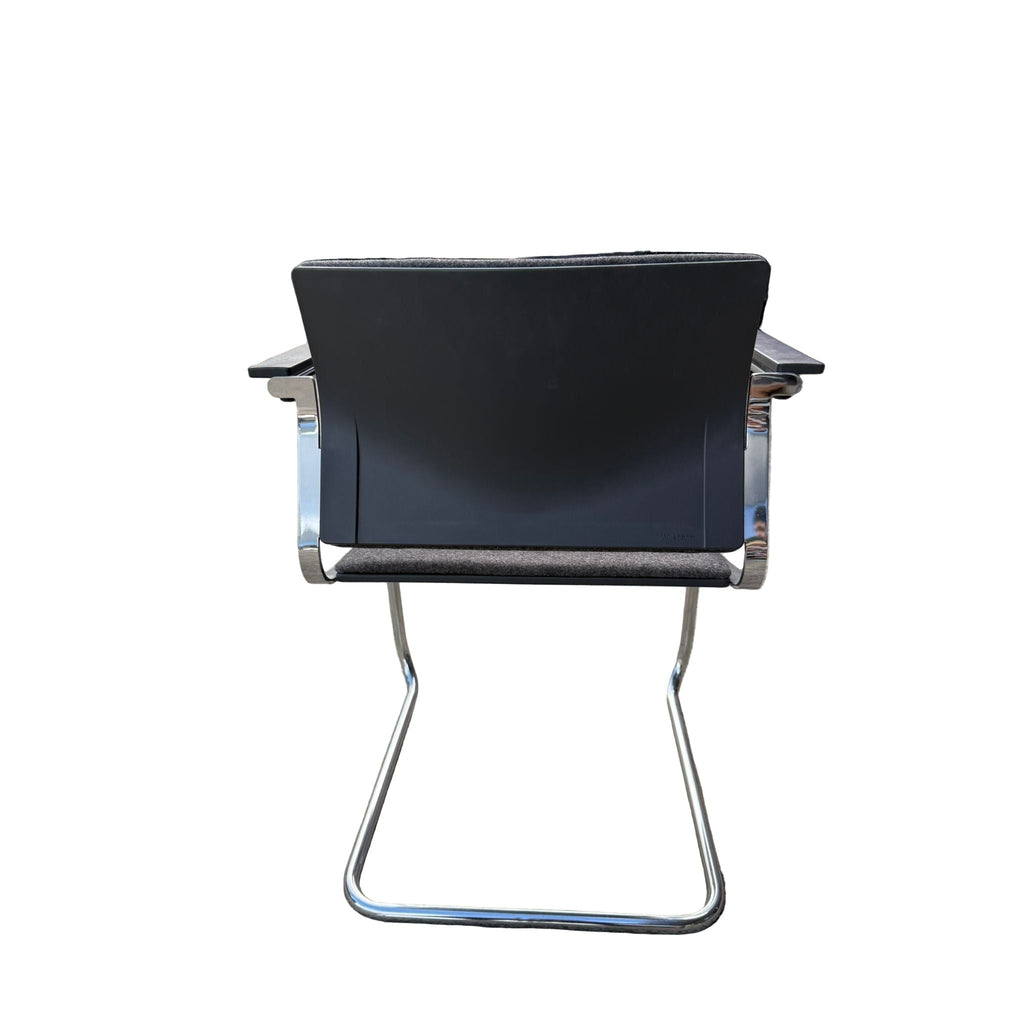 Wilkhahn Modus - 287/81 Conference Room Cantilever Chair - thegoodchairs