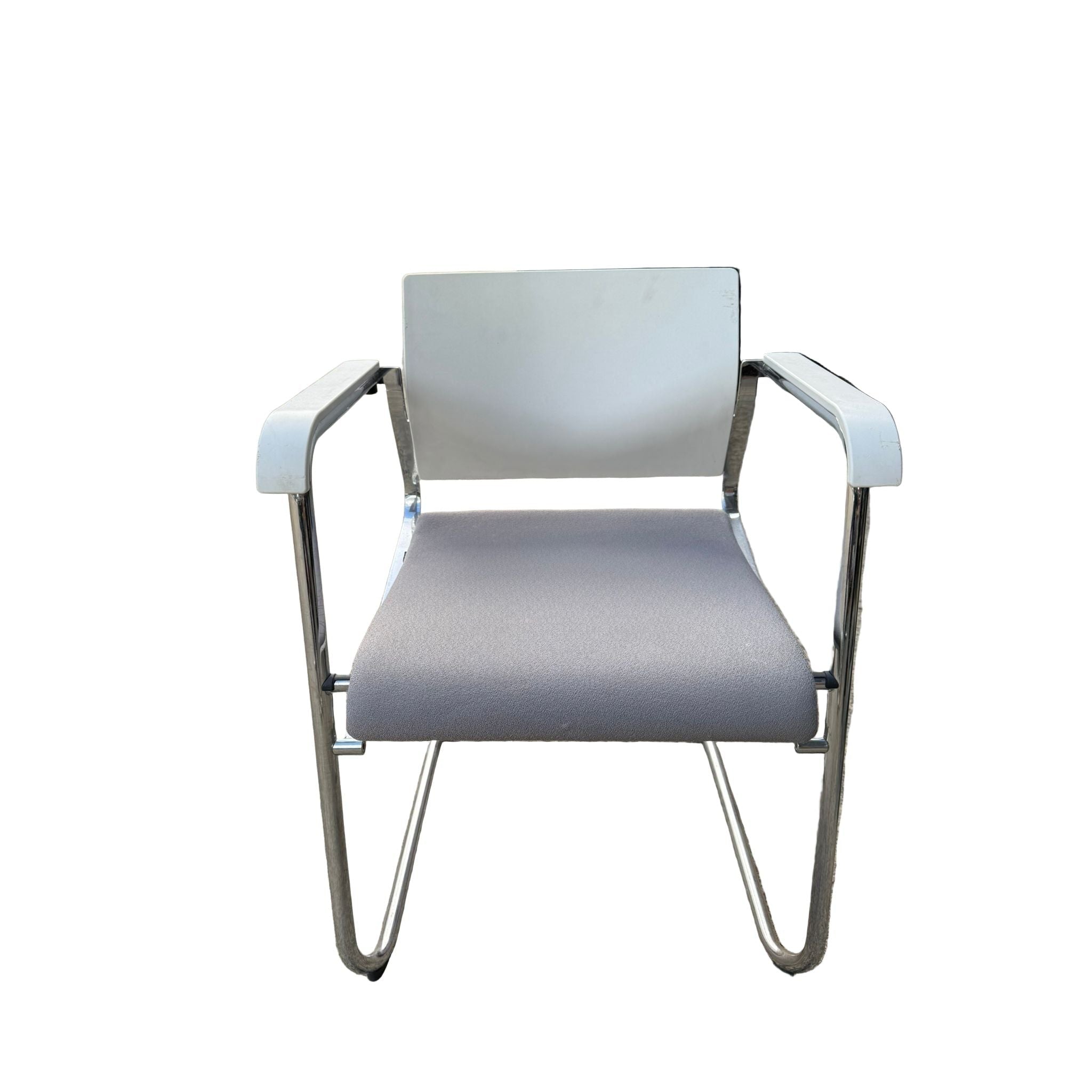 Wilkhahn Modus - 287/81 Conference Room Cantilever Chair - thegoodchairs