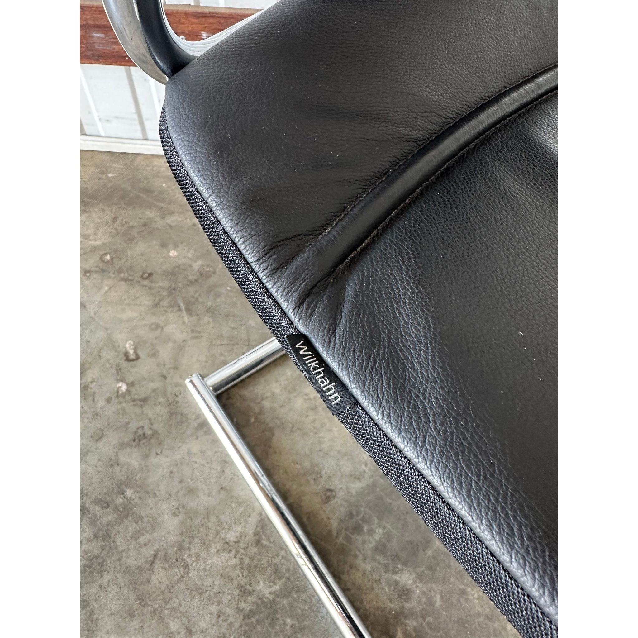 Wilkhahn Modus Executive - 287/81 Boardroom Cantilever Chair - thegoodchairs