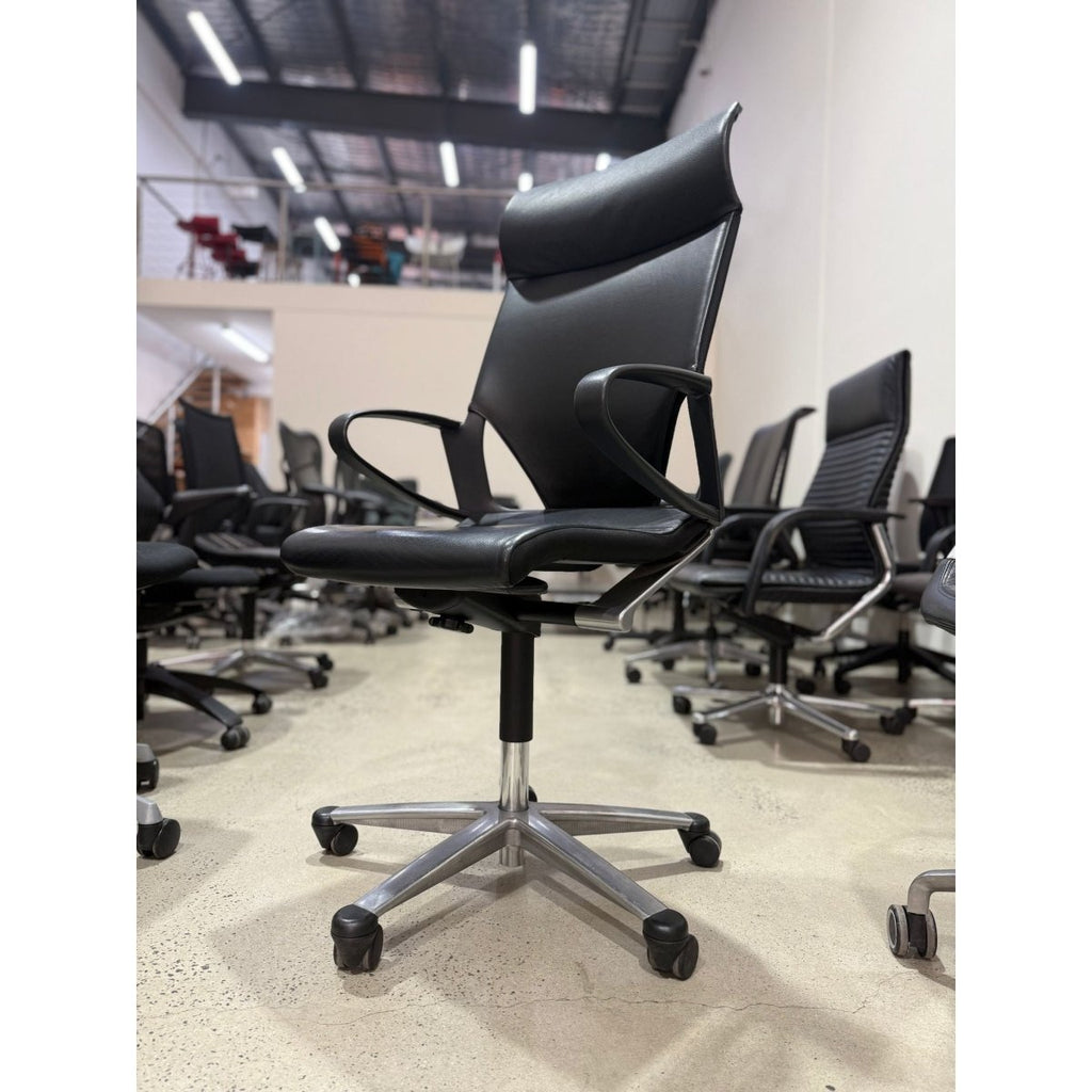 Wilkhahn Modus Medium - High Back Leather - thegoodchairs