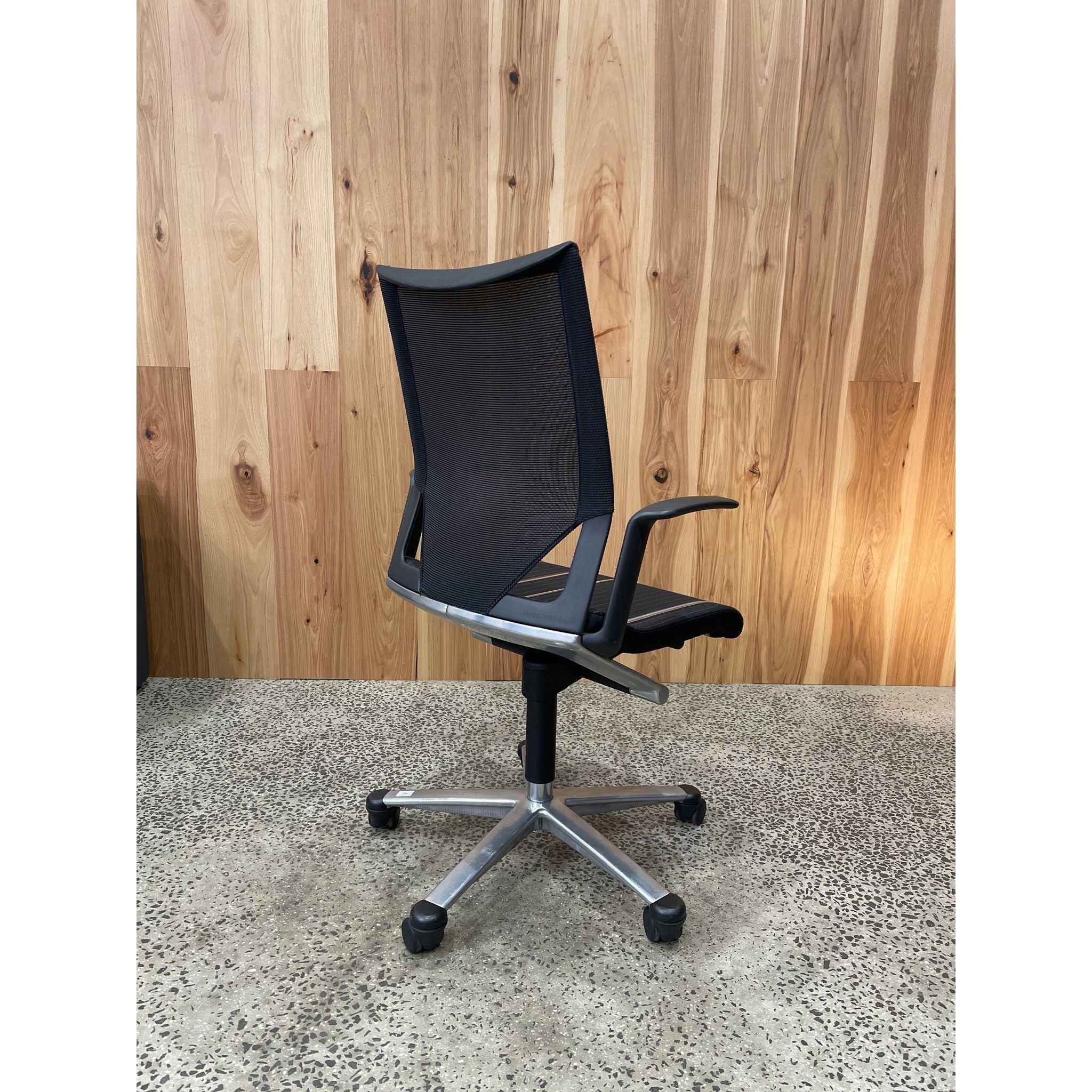 Wilkhahn Modus Medium - Paul Smith x Kvadrat Edition - thegoodchairs