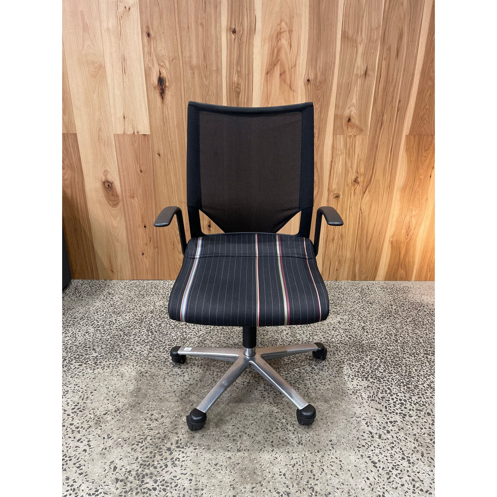 Wilkhahn Modus Medium - Paul Smith x Kvadrat Edition - thegoodchairs