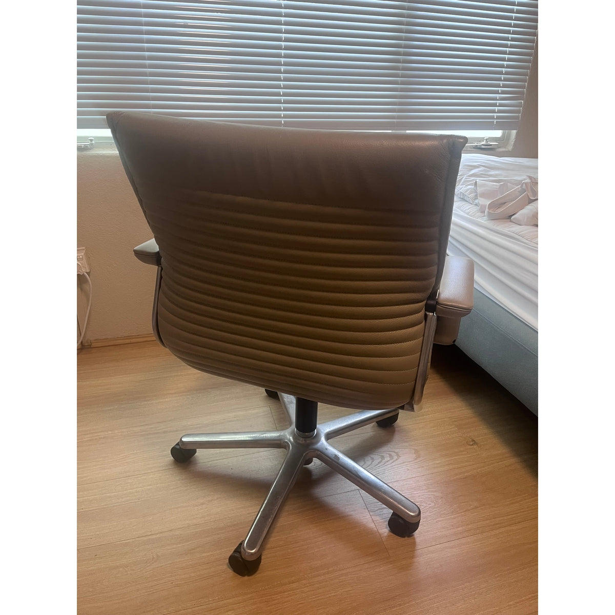 Wilkhahn MS2061 Office Chair, Beige Leather - thegoodchairs