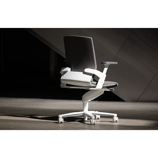 Wilkhahn ON - Chair Premium Executive Ergonomic Design - thegoodchairs