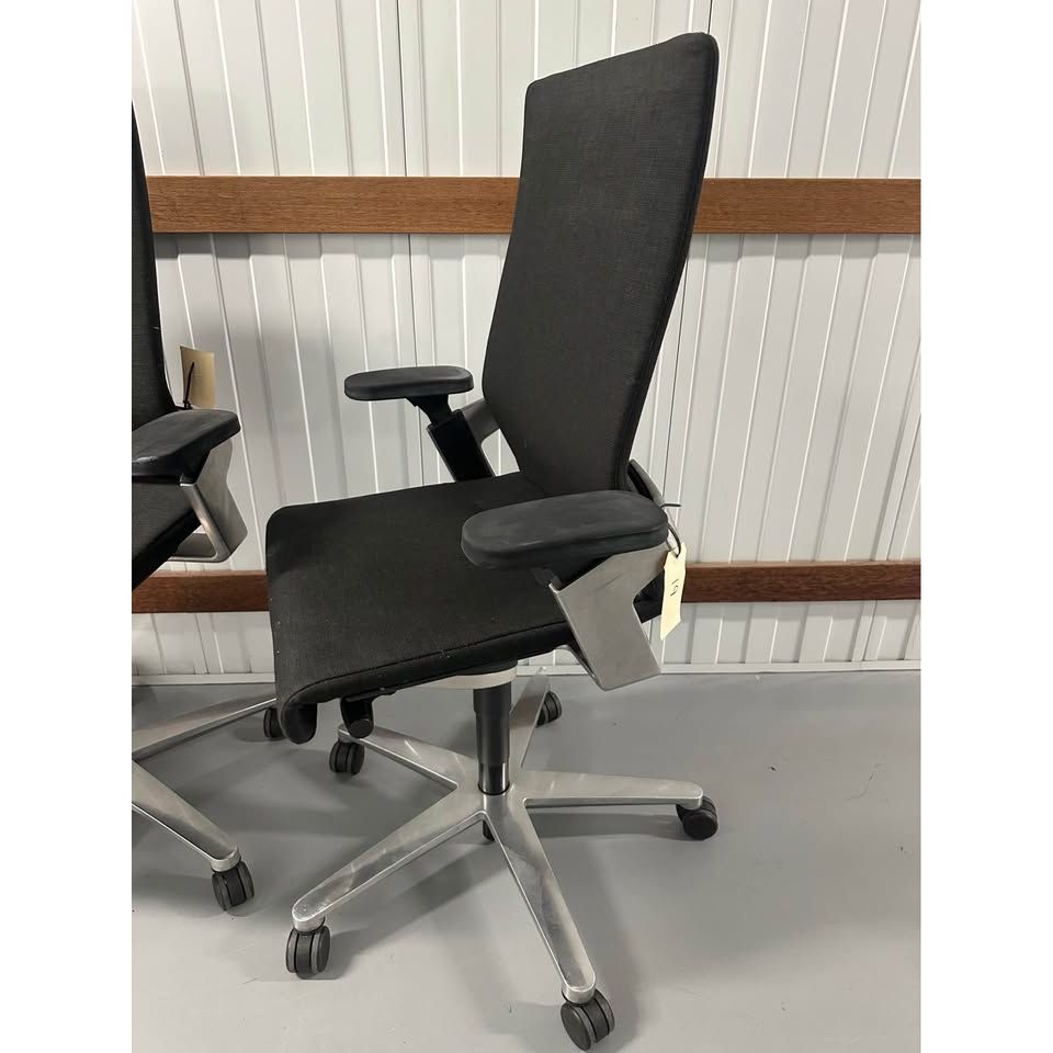 Wilkhahn ON - Premium Office Chair - thegoodchairs