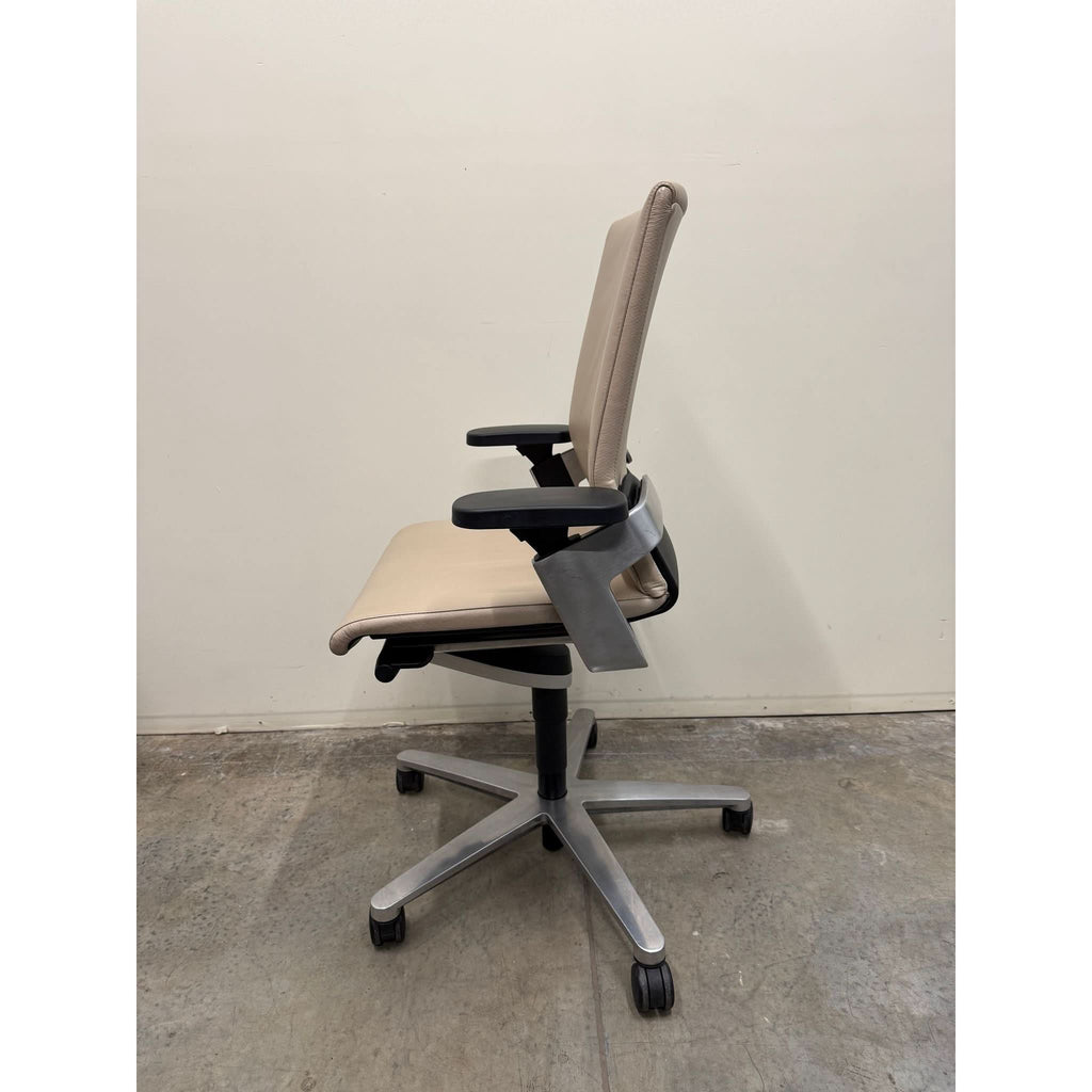 Wilkhahn ON - Task Chair - Leather Executive Office Chair Castors - thegoodchairs