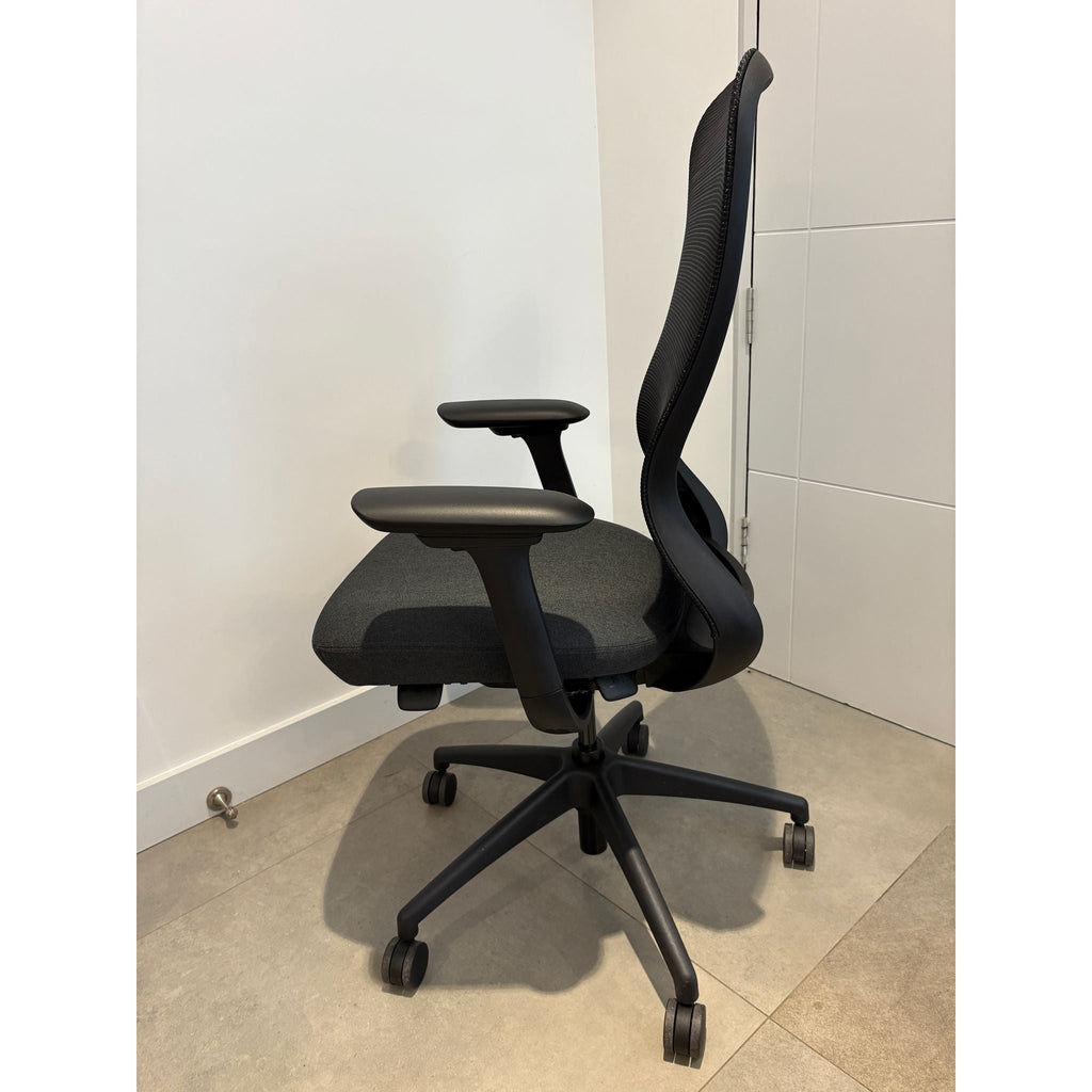 Zenith VOX Ergonomic Office Chair With Arms, Grey, Mesh Back - thegoodchairs